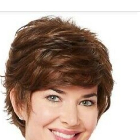 Wig - Picture 2 of 4